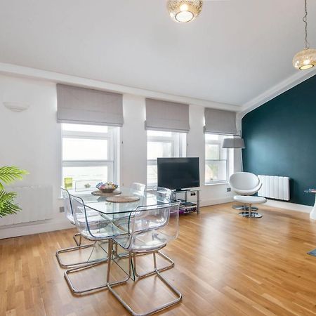 Mulberry North Penthouse By City Living 런던 외부 사진